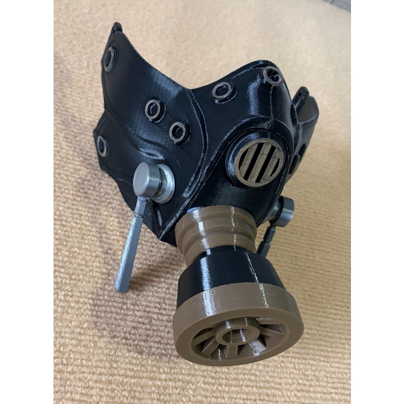 Maschera Antigas Nera Stampata - Anime Cosplay With Mask recensione e prezzo